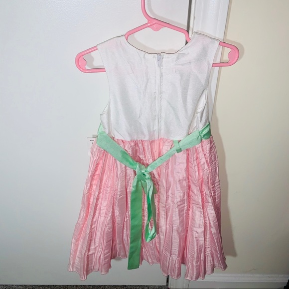 Spring dress - Picture 2 of 2